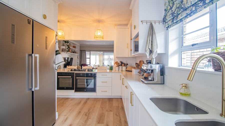 3 Bedroom Property for Sale in Walmer Eastern Cape